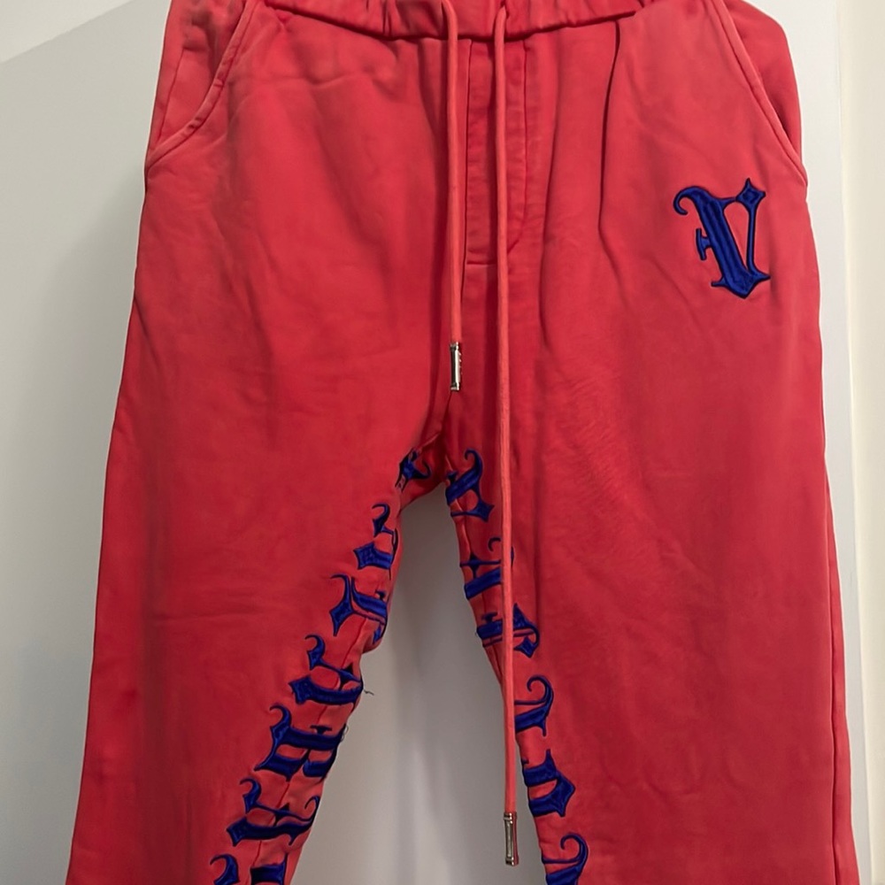 Valabasas pick sweatpants , size large, length is long